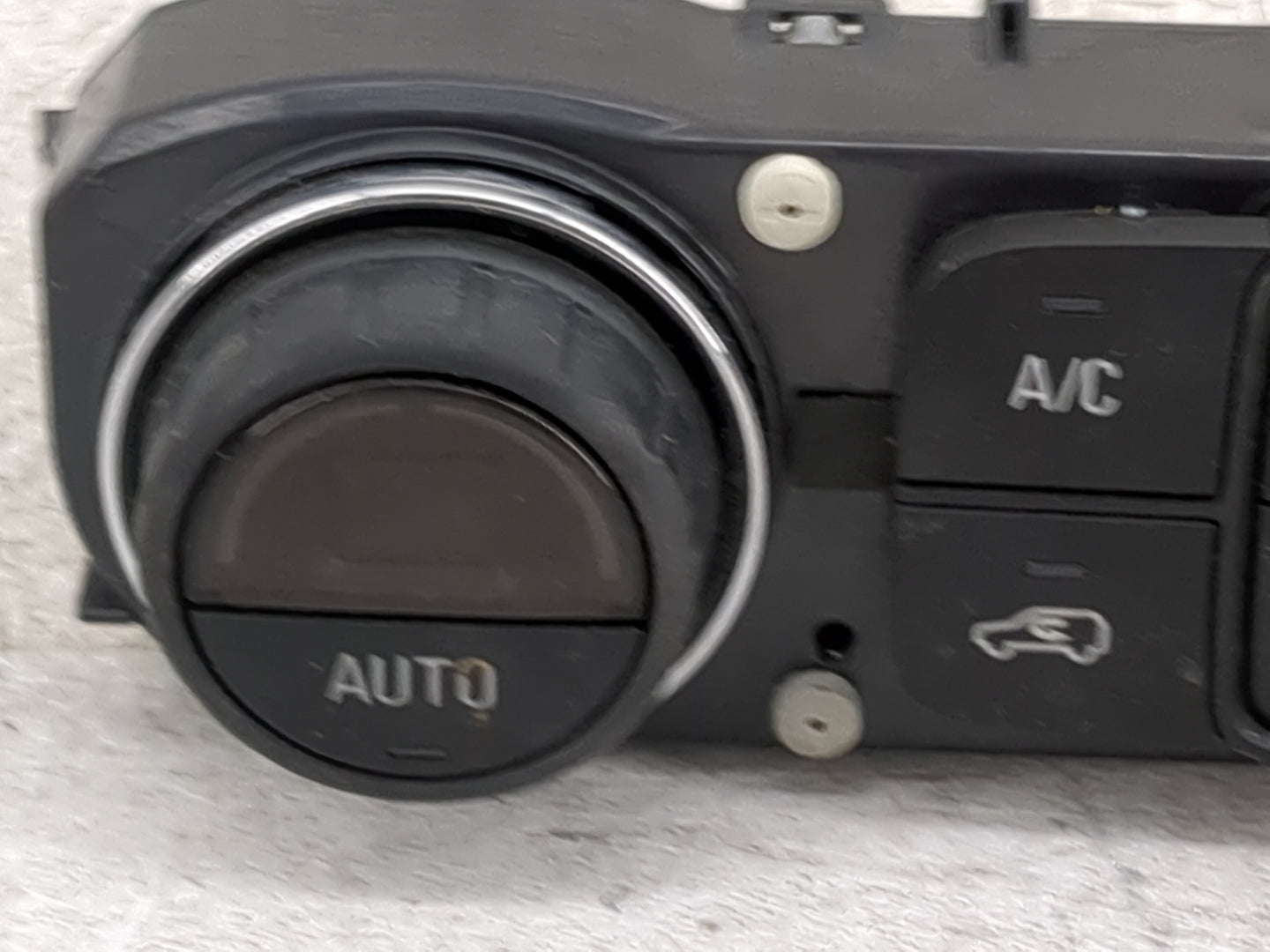 2017-2022 Gmc Acadia Climate Control Module Temperature AC/Heater Replacement P/N:84246526 Fits Fits 2017 2018 2019 2020 202