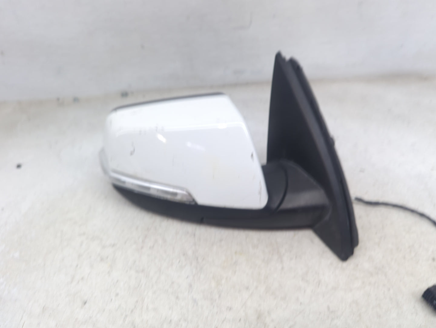 2020-2022 Gmc Acadia Passenger Side View Mirror - Right Door Mirror OEM Used - Oemusedautoparts1.com