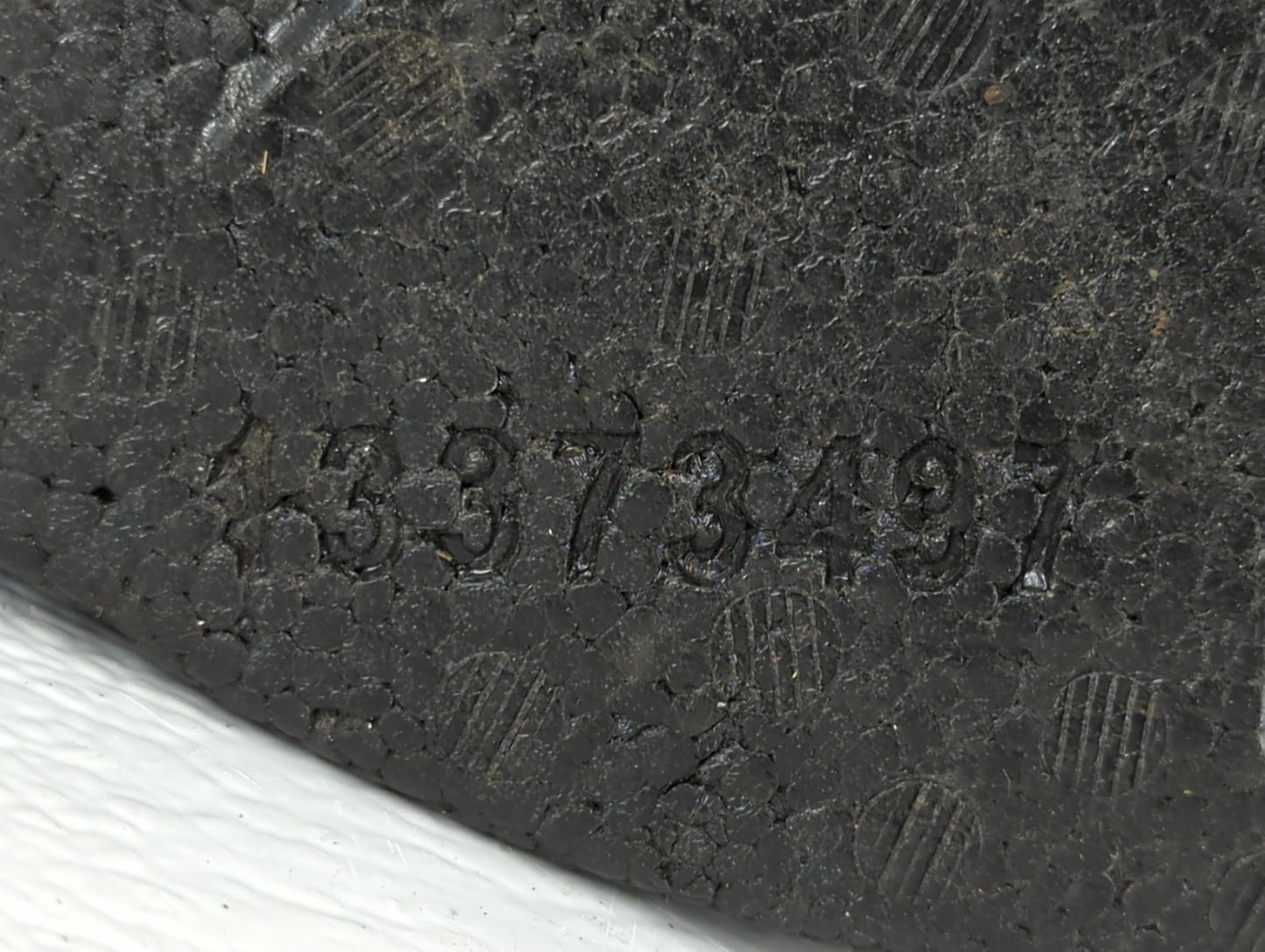 2020 Gmc Acadia Spare Scissor Car Jack - Oemusedautoparts1.com