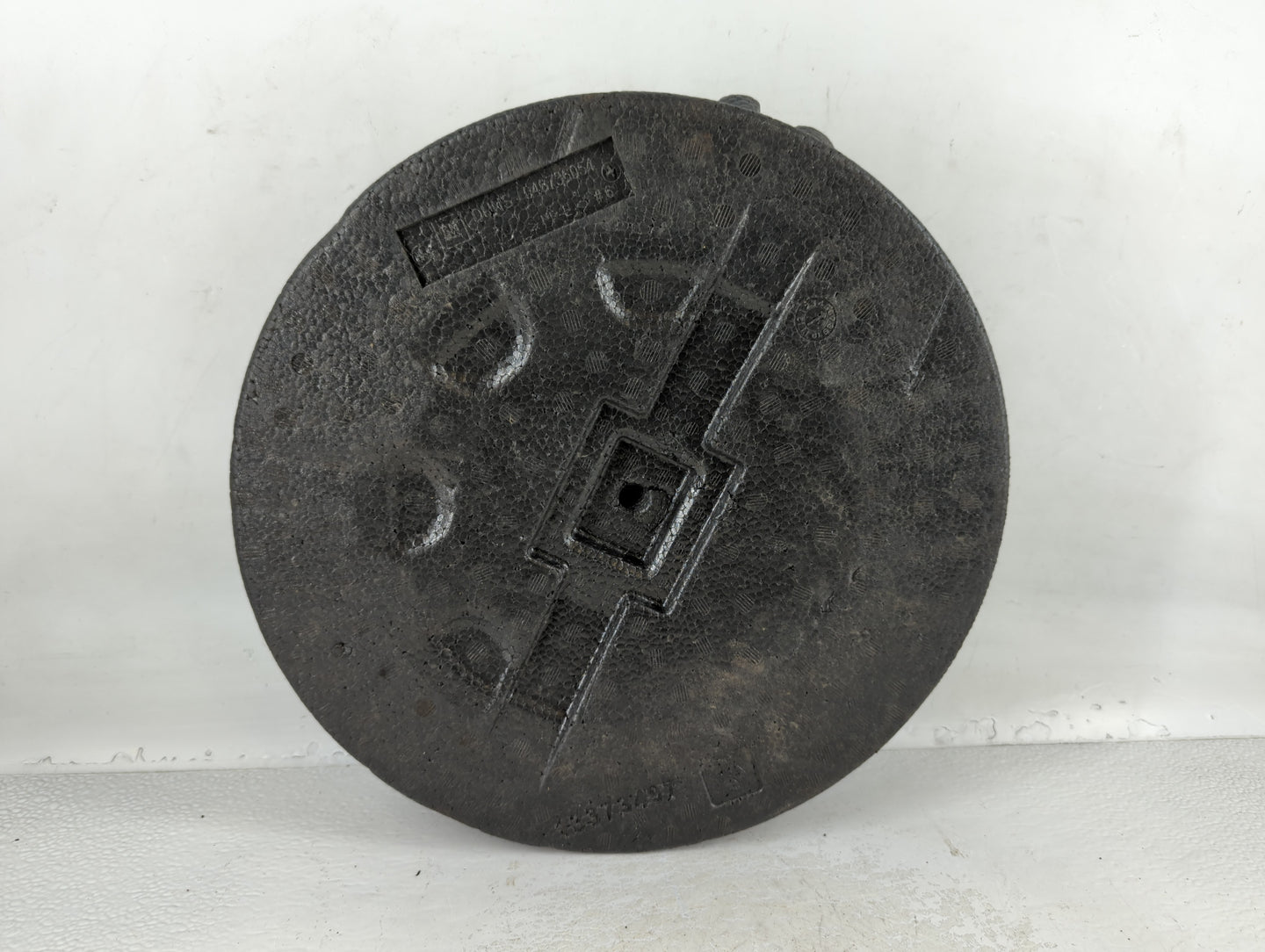 2020 Gmc Acadia Spare Scissor Car Jack - Oemusedautoparts1.com