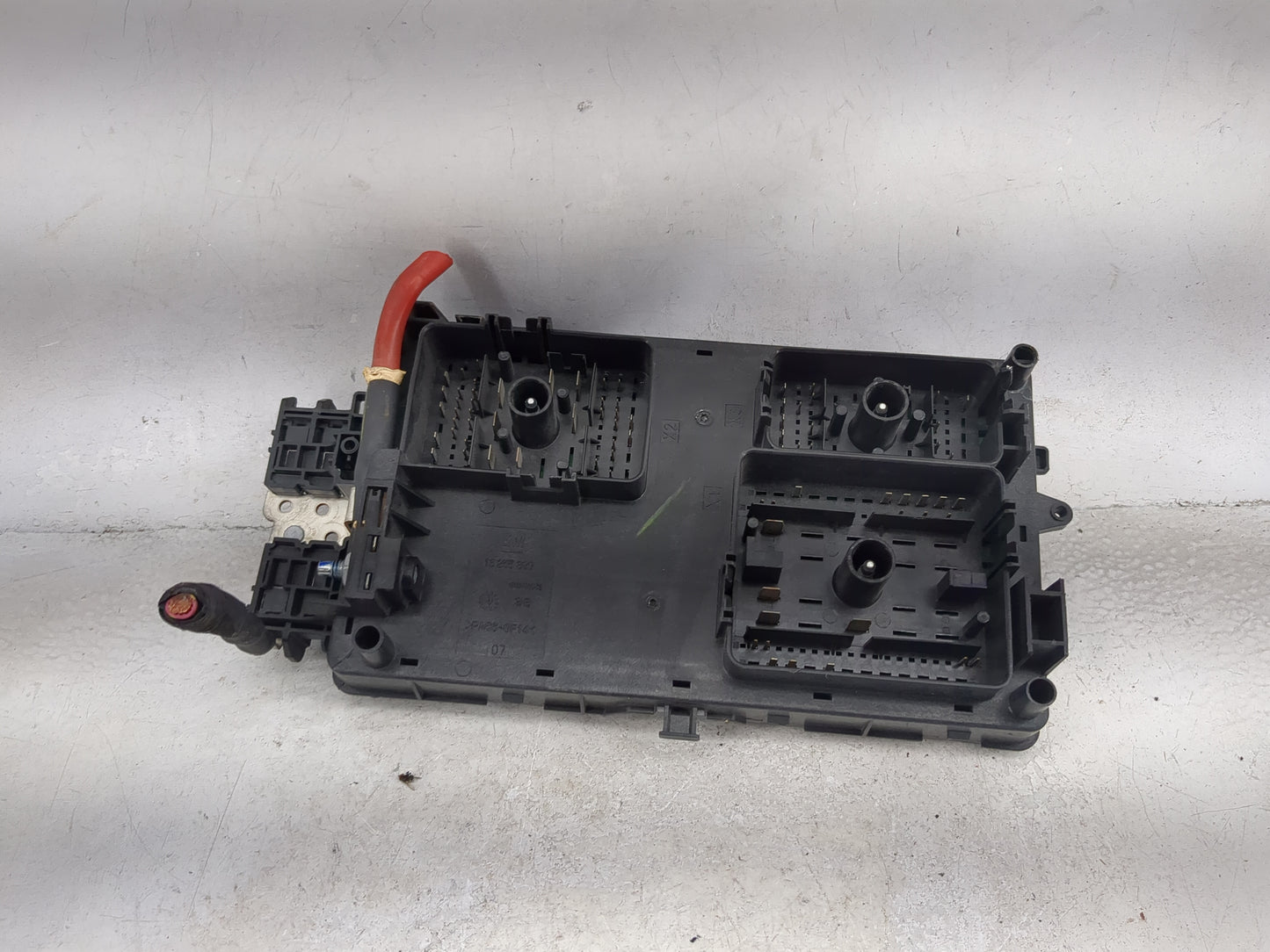 2018-2022 Gmc Canyon Fusebox Fuse Box Panel Relay Module P/N:84687711 35290601 Fits Fits 2018 2019 2020 2021 2022 OEM Used A