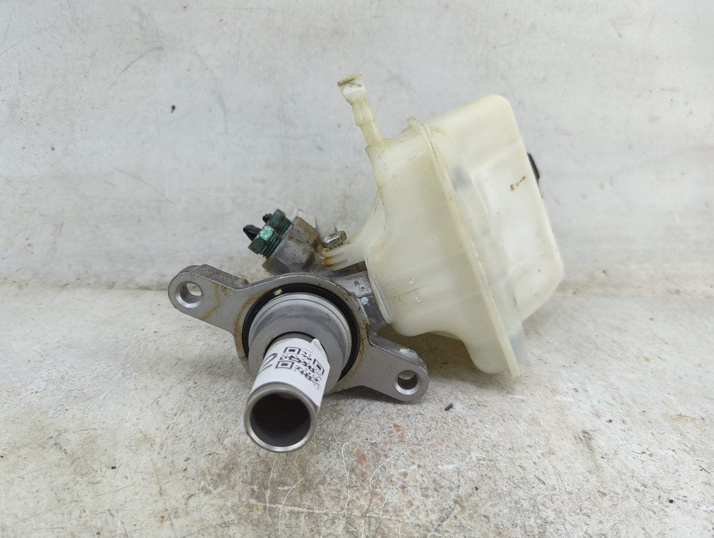 2015-2022 Gmc Canyon Brake Master Cylinder - Oemusedautoparts1.com