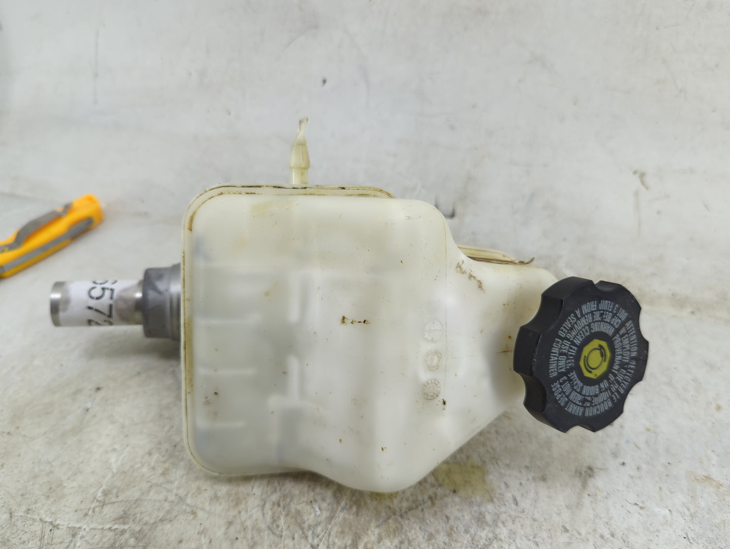 2015-2022 Gmc Canyon Brake Master Cylinder - Oemusedautoparts1.com