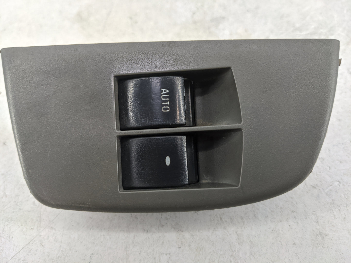 2008-2019 Gmc Savana 2500 Master Power Window Switch Replacement Driver Side Left Fits OEM Used Auto Parts - Oemusedautopart