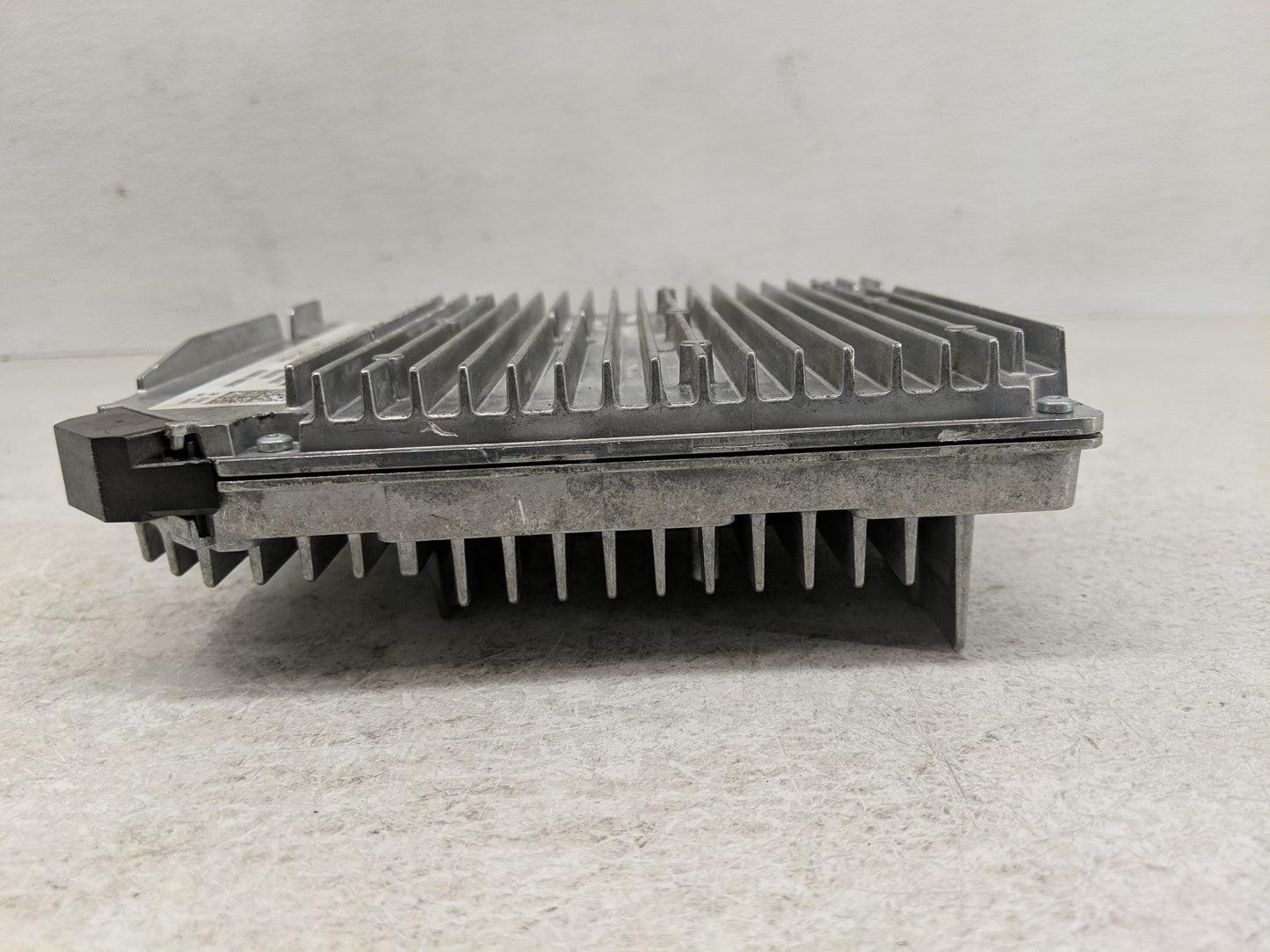 2019-2022 Gmc Sierra 1500 Radio AM FM Cd Player Receiver Replacement P/N:84817042 Fits Fits 2019 2020 2021 2022 OEM Used Aut