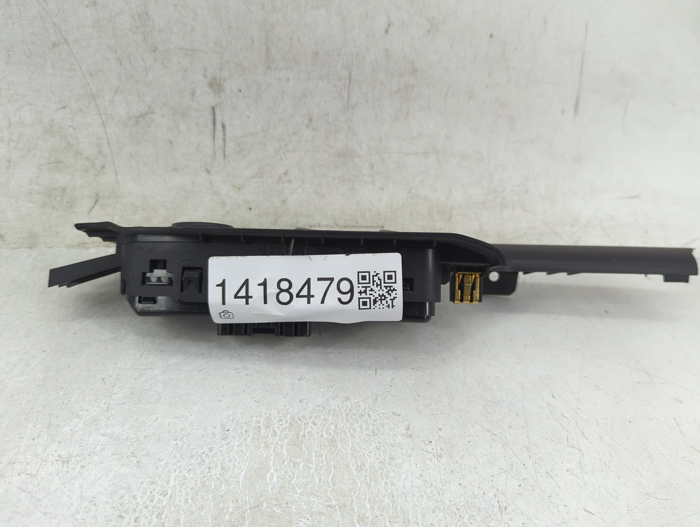 2019-2020 Gmc Sierra 1500 Master Power Window Switch Replacement Driver Side Left P/N:84699725 Fits Fits 2019 2020 OEM Used 
