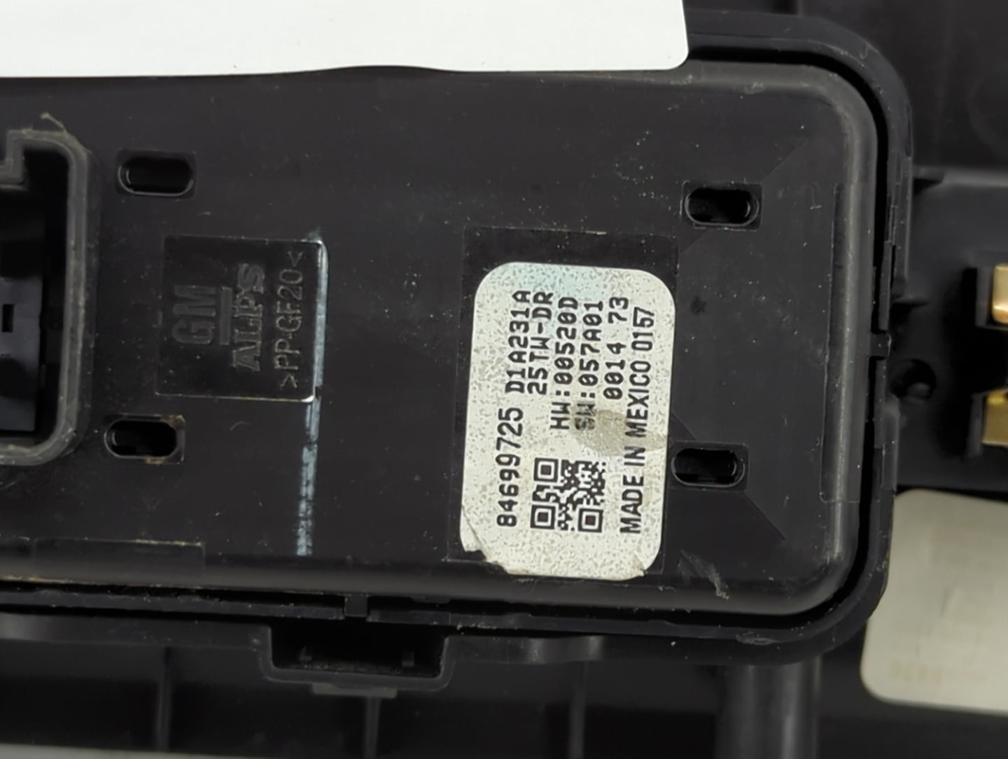 2019-2020 Gmc Sierra 1500 Master Power Window Switch Replacement Driver Side Left P/N:84699725 Fits Fits 2019 2020 OEM Used 