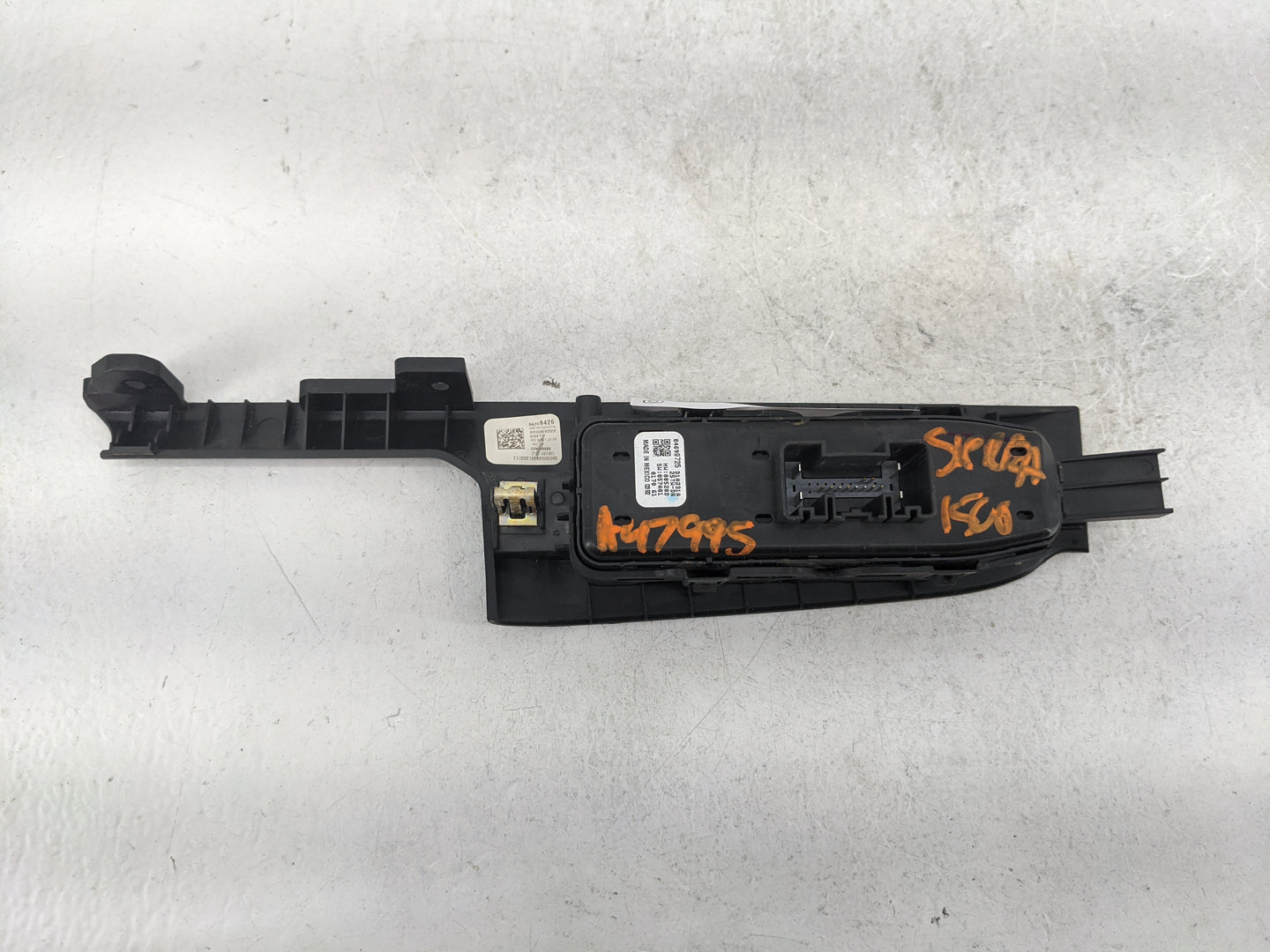 2019-2022 Gmc Sierra 1500 Master Power Window Switch Replacement Driver Side Left P/N:84699725 Fits Fits 2019 2020 2021 2022