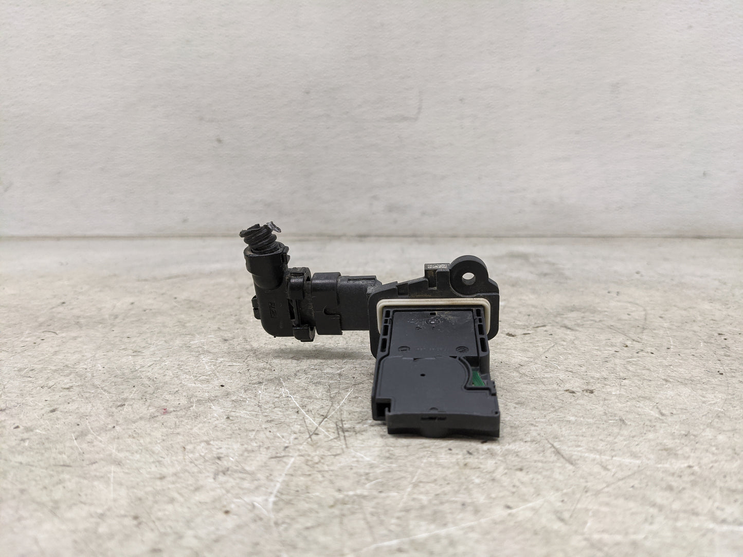 2019-2022 Gmc Sierra 1500 Mass Air Flow Meter Maf 1485740 - Oemusedautoparts1.com