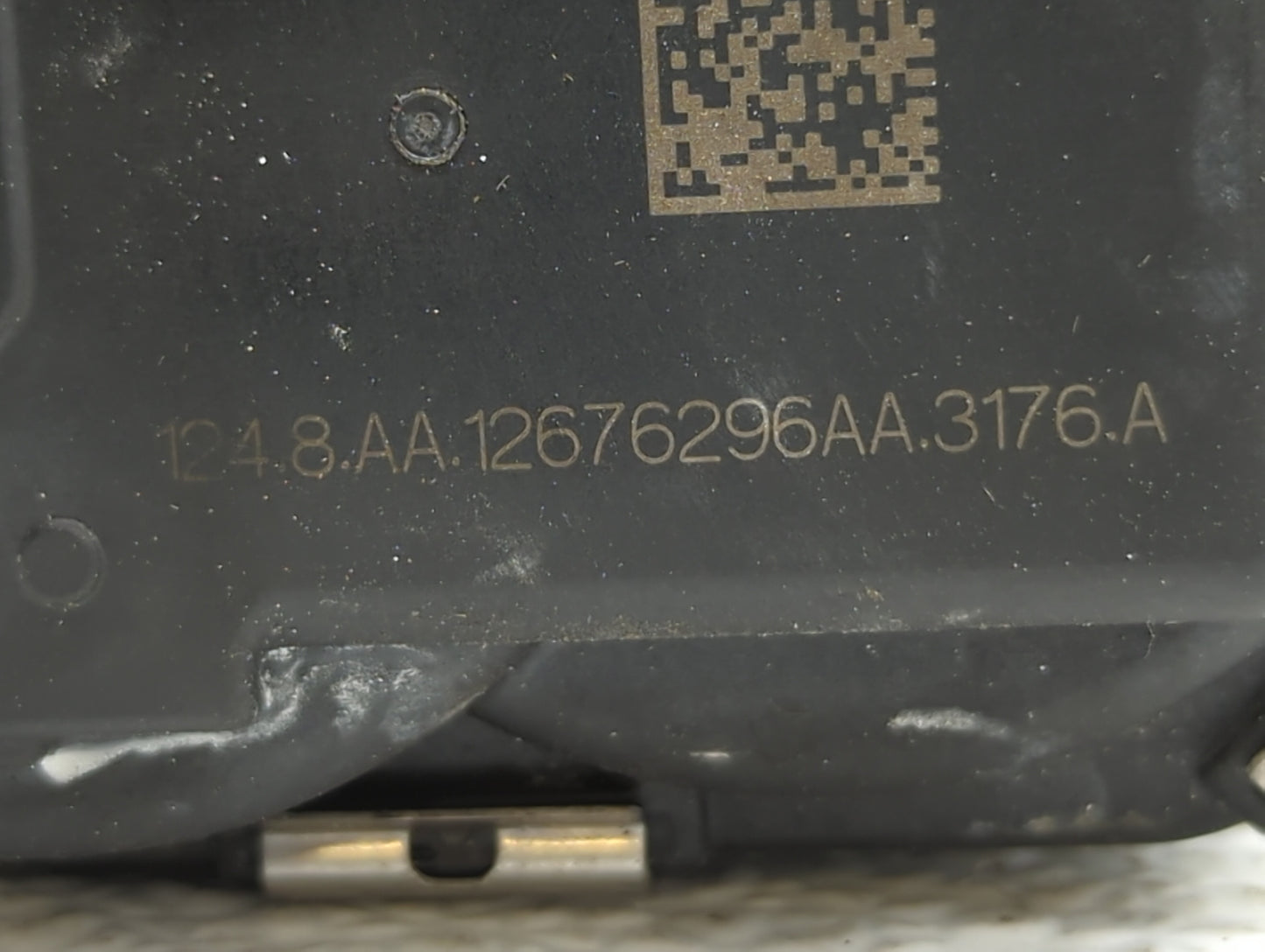 2016-2018 Gmc Sierra 1500 Throttle Body P/N:12669536AA 12676296AA, 12676296A Fits Fits 2016 2017 2018 2019 OEM Used Auto Par