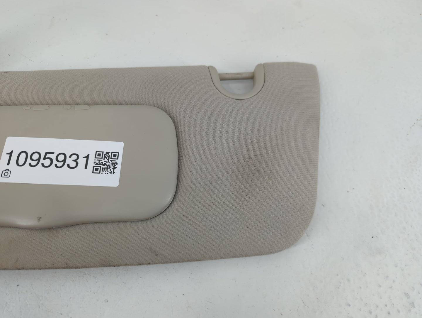 2020 Gmc Terrain Sun Visor Shade Replacement Driver Left Mirror Fits OEM Used Auto Parts - Oemusedautoparts1.com
