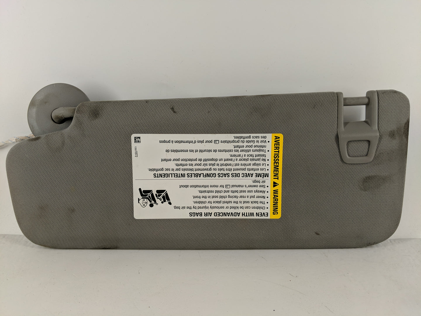 2020 Gmc Terrain Sun Visor Shade Replacement Passenger Right Mirror Fits OEM Used Auto Parts - Oemusedautoparts1.com