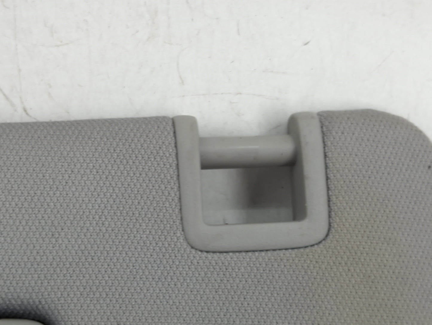 2020 Gmc Terrain Sun Visor Shade Replacement Driver Left Mirror Fits OEM Used Auto Parts - Oemusedautoparts1.com