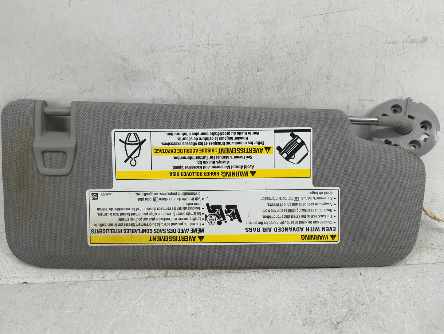 2020 Gmc Terrain Sun Visor Shade Replacement Driver Left Mirror Fits OEM Used Auto Parts - Oemusedautoparts1.com