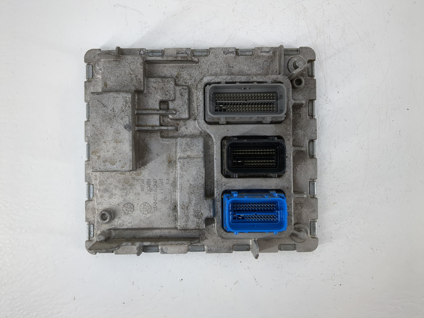 2020-2022 Gmc Terrain PCM Engine Control Computer ECU ECM PCU OEM P/N:12707822 Fits Fits 2020 2021 2022 OEM Used Auto Parts 
