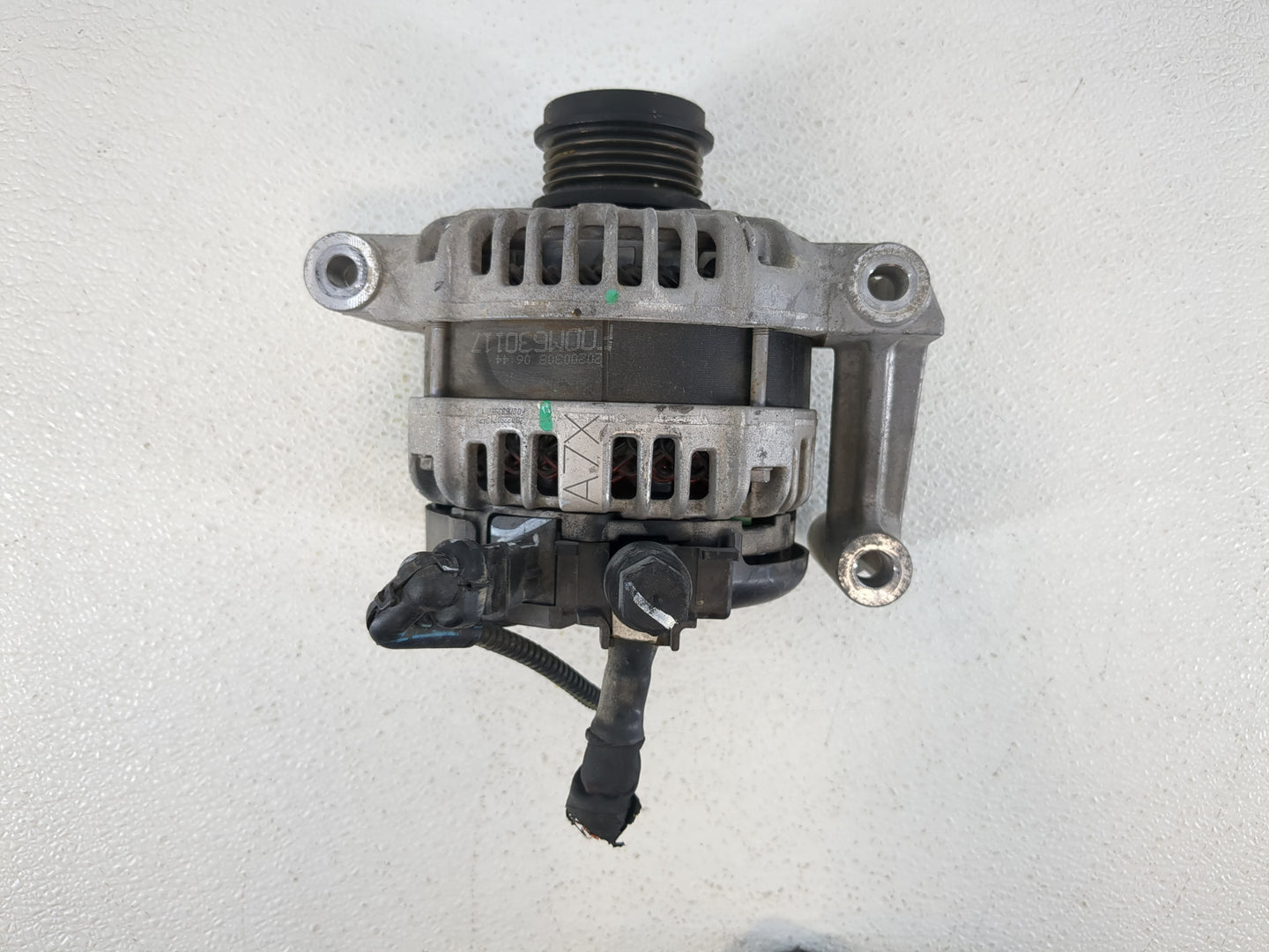 2018-2022 Gmc Terrain Alternator Replacement Generator Charging Assembly Engine OEM P/N:13535009 Fits OEM Used Auto Parts - 