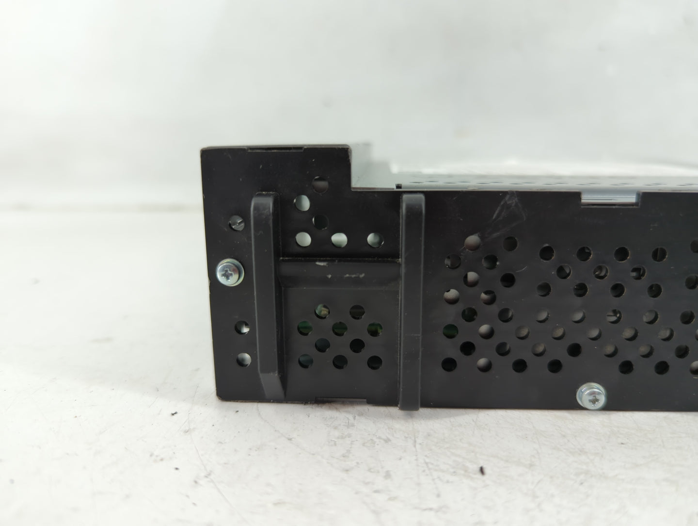 2020 Gmc Terrain Radio AM FM Cd Player Receiver Replacement P/N:84762974 Fits OEM Used Auto Parts - Oemusedautoparts1.com