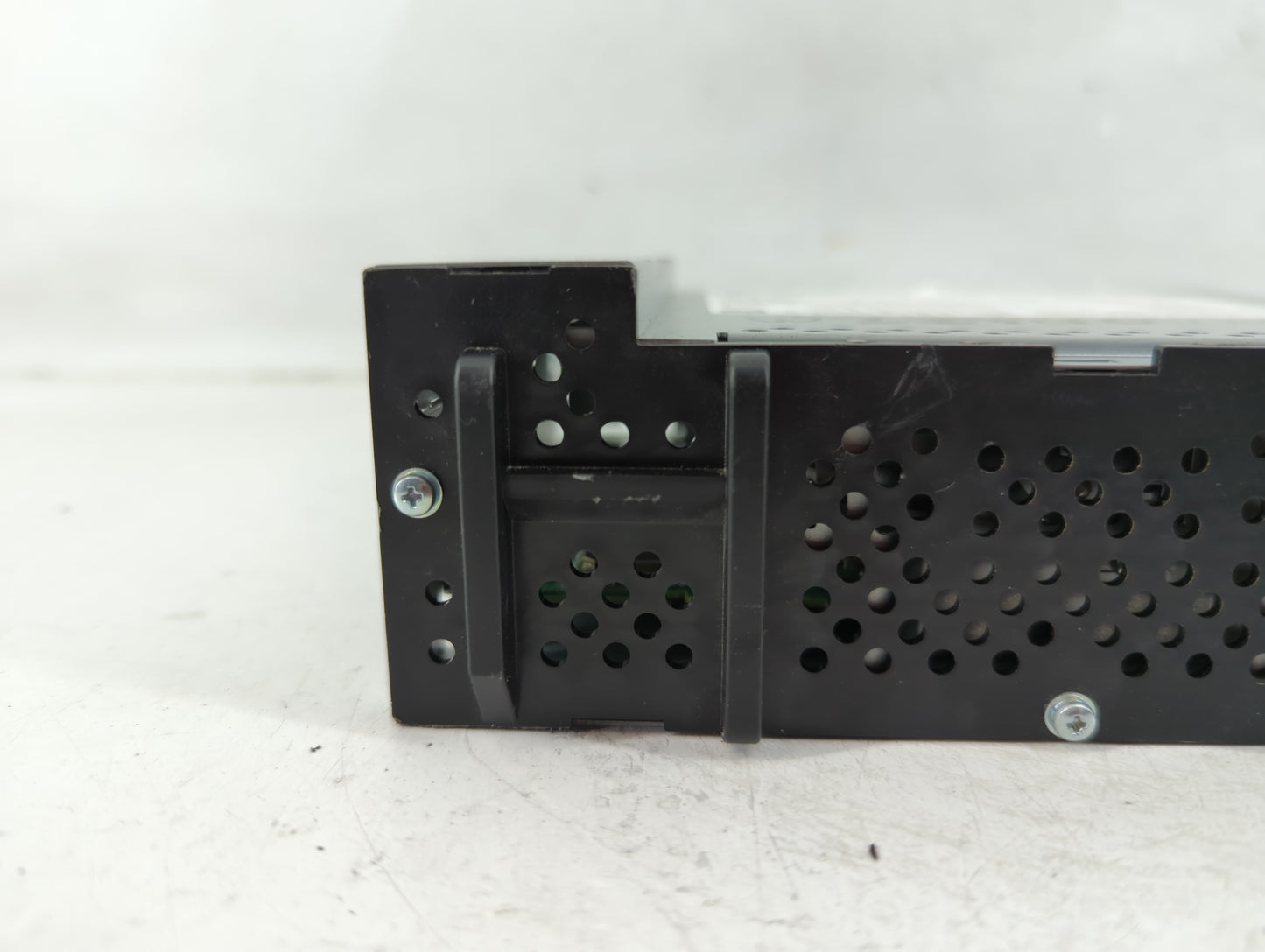 2020 Gmc Terrain Radio AM FM Cd Player Receiver Replacement P/N:84762974 Fits OEM Used Auto Parts - Oemusedautoparts1.com