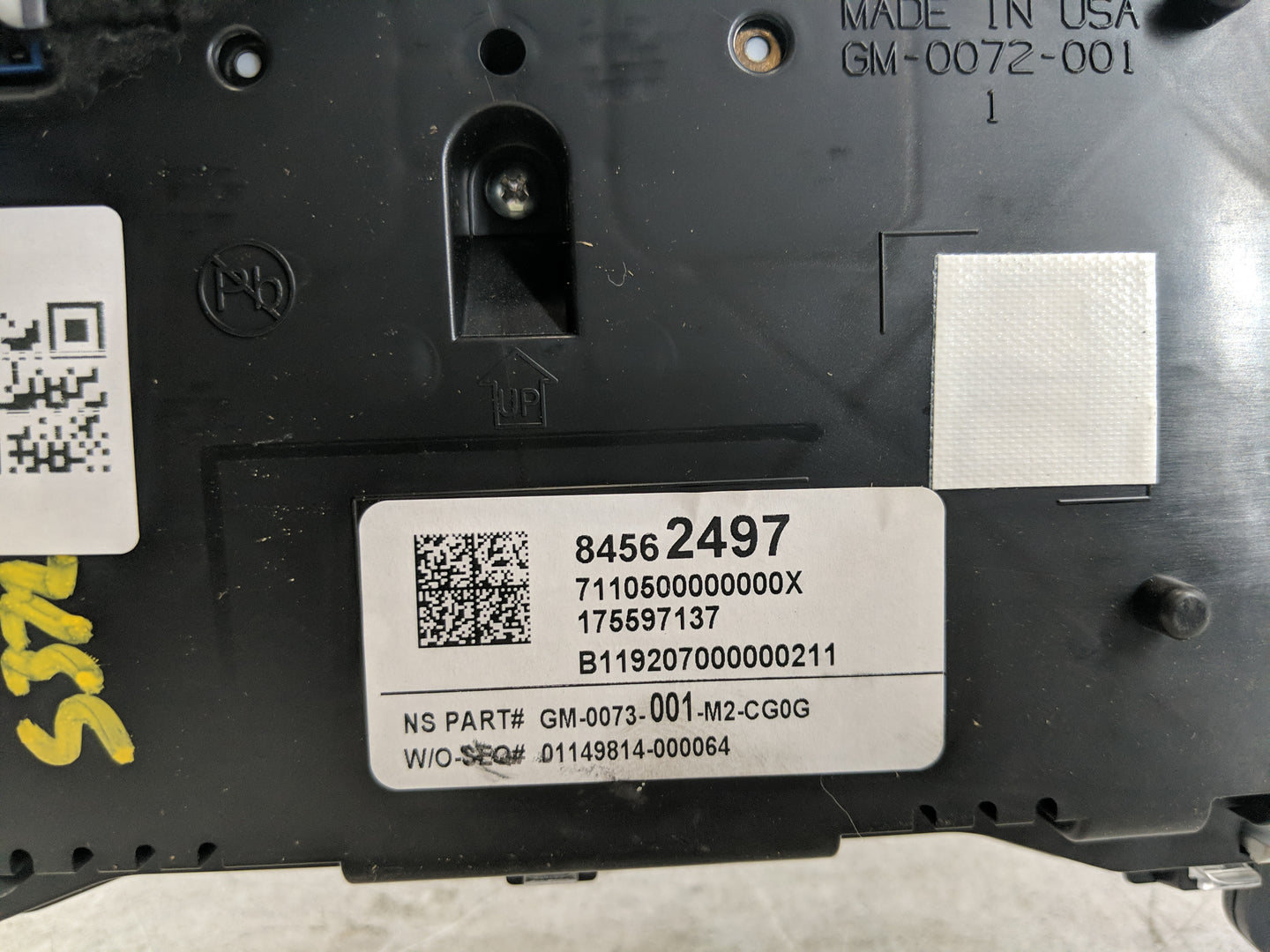 2019-2021 Gmc Terrain Instrument Cluster Speedometer Gauges P/N:84562497 Fits Fits 2019 2020 2021 OEM Used Auto Parts - Oemu