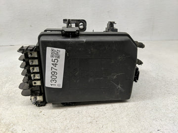2018-2021 Gmc Terrain Fusebox Fuse Box Panel Relay Module P/N:812461952 84809671 Fits Fits 2018 2019 2020 2021 2022 OEM Used