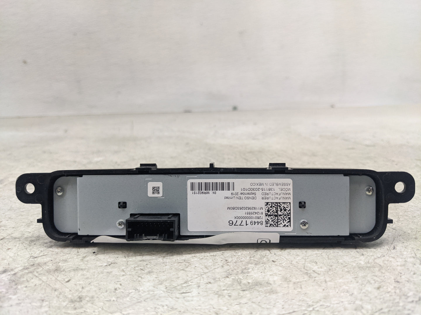 2018-2021 Gmc Terrain Radio Control Panel - Oemusedautoparts1.com