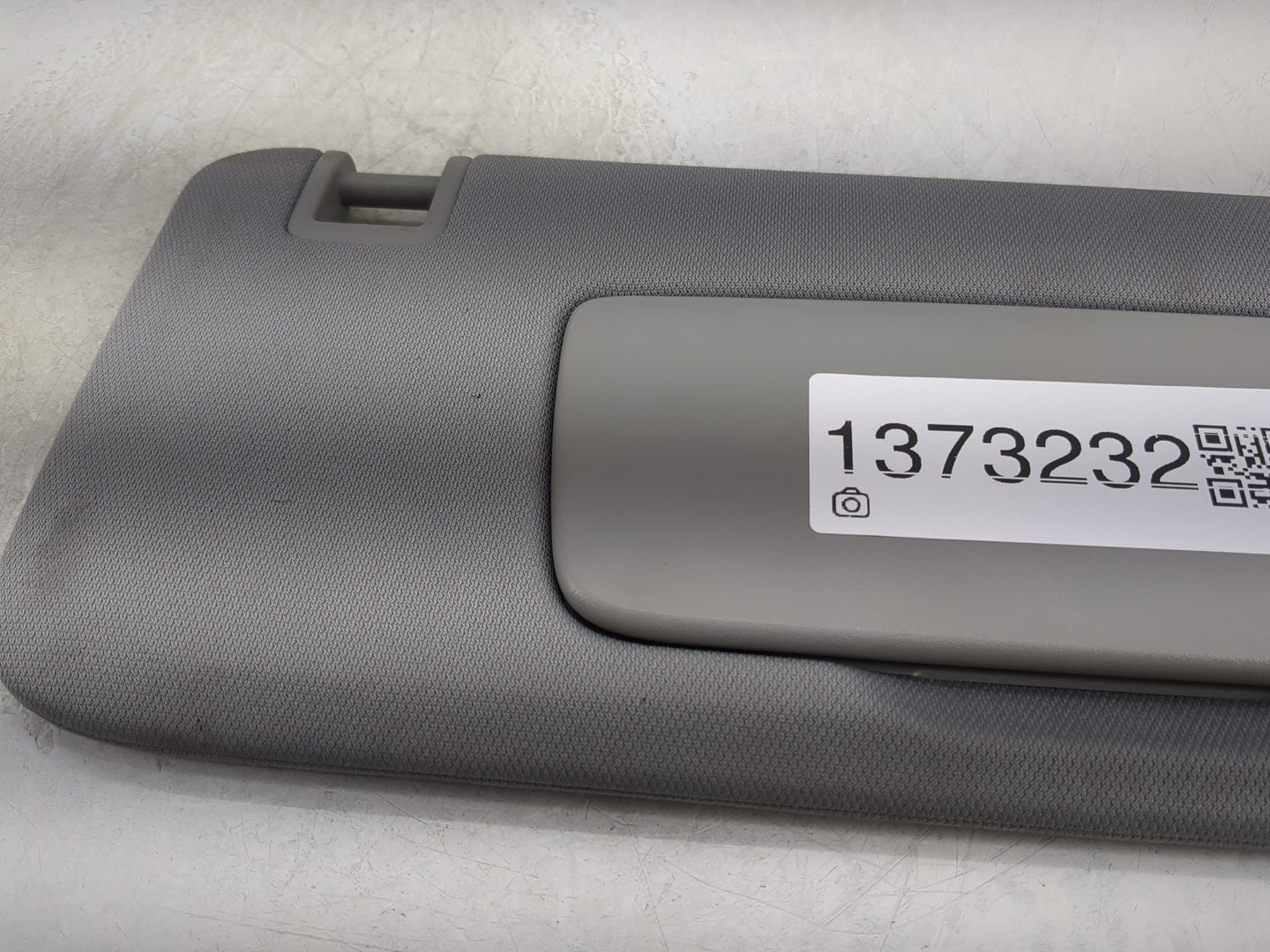 2020 Gmc Terrain Sun Visor Shade Replacement Driver Left Mirror Fits OEM Used Auto Parts - Oemusedautoparts1.com