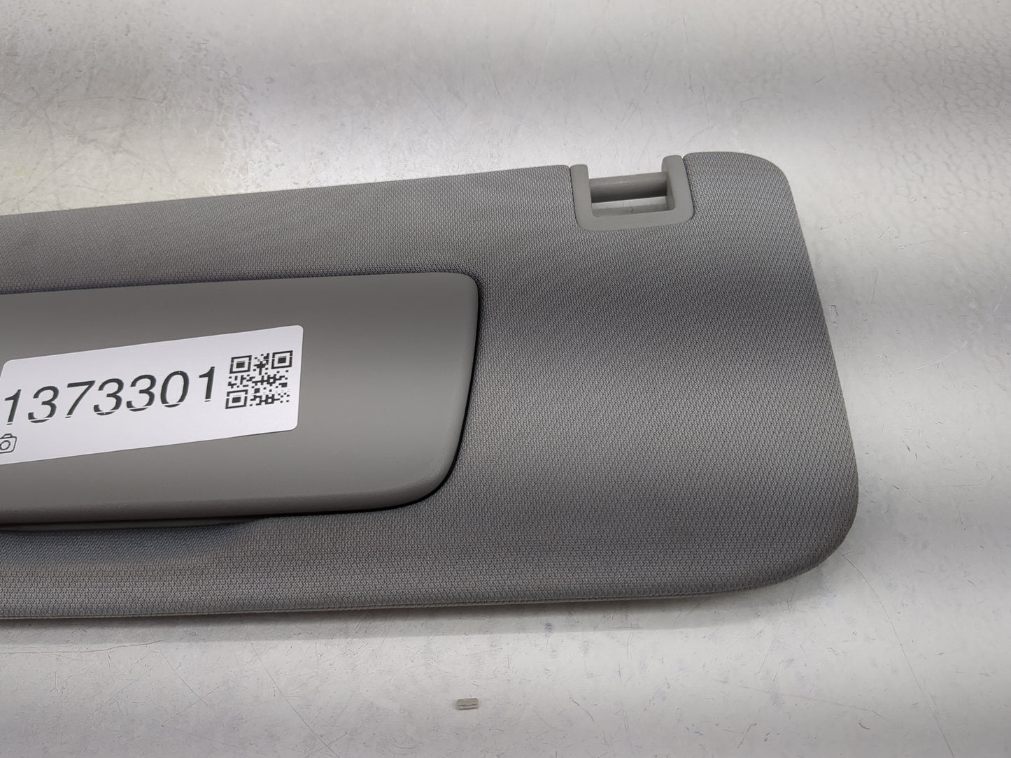 2020 Gmc Terrain Sun Visor Shade Replacement Passenger Right Mirror Fits OEM Used Auto Parts - Oemusedautoparts1.com