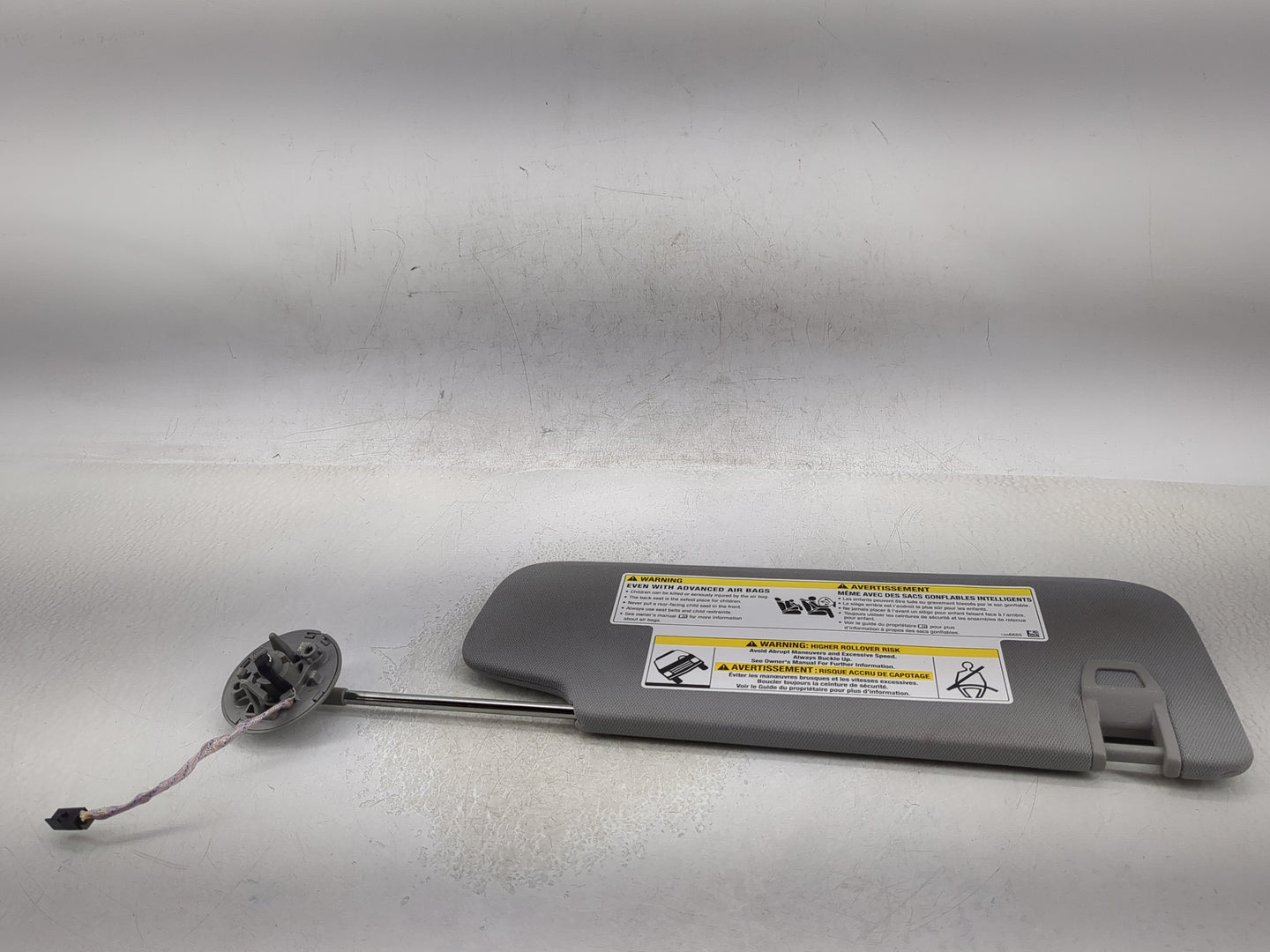 2020 Gmc Terrain Sun Visor Shade Replacement Passenger Right Mirror Fits OEM Used Auto Parts - Oemusedautoparts1.com