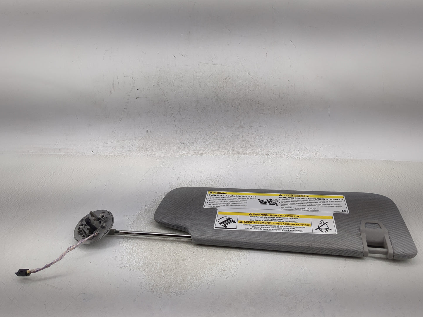 2020 Gmc Terrain Sun Visor Shade Replacement Passenger Right Mirror Fits OEM Used Auto Parts - Oemusedautoparts1.com