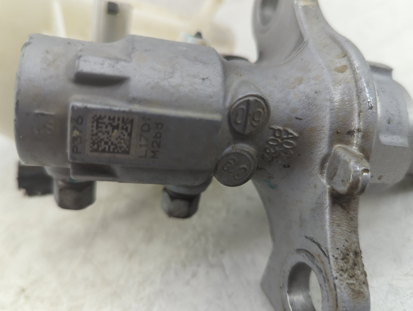 Gmc Terrain Brake Master Cylinder 1383093 - Oemusedautoparts1.com