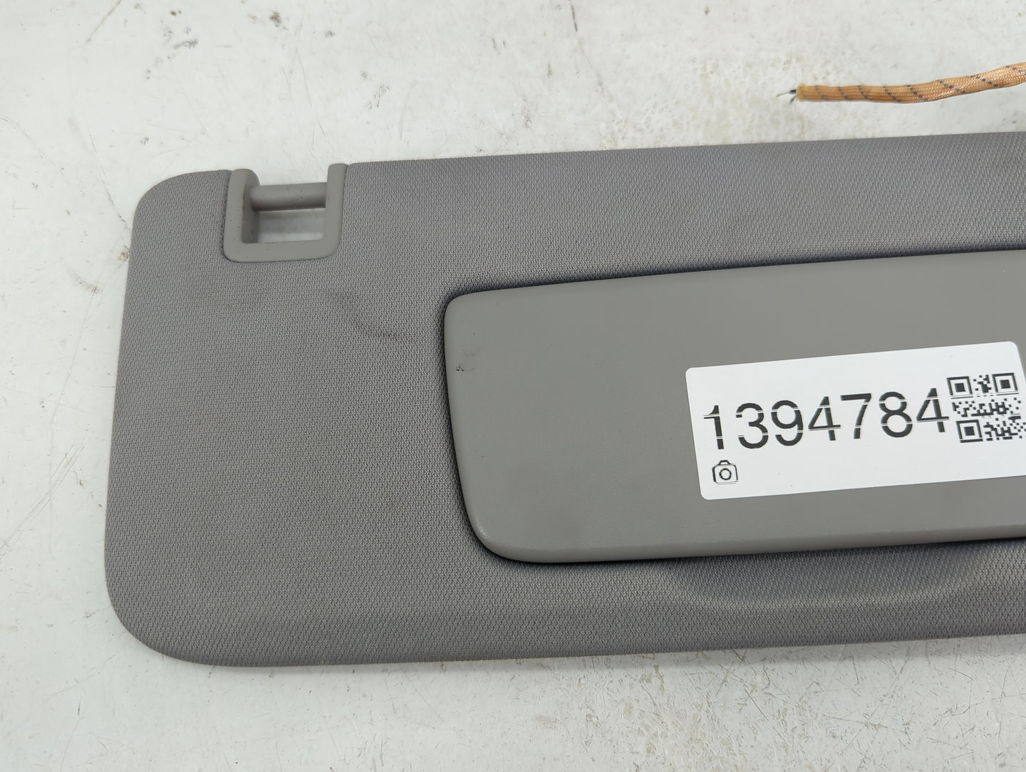 2020 Gmc Terrain Sun Visor Shade Replacement Passenger Right Mirror Fits OEM Used Auto Parts - Oemusedautoparts1.com