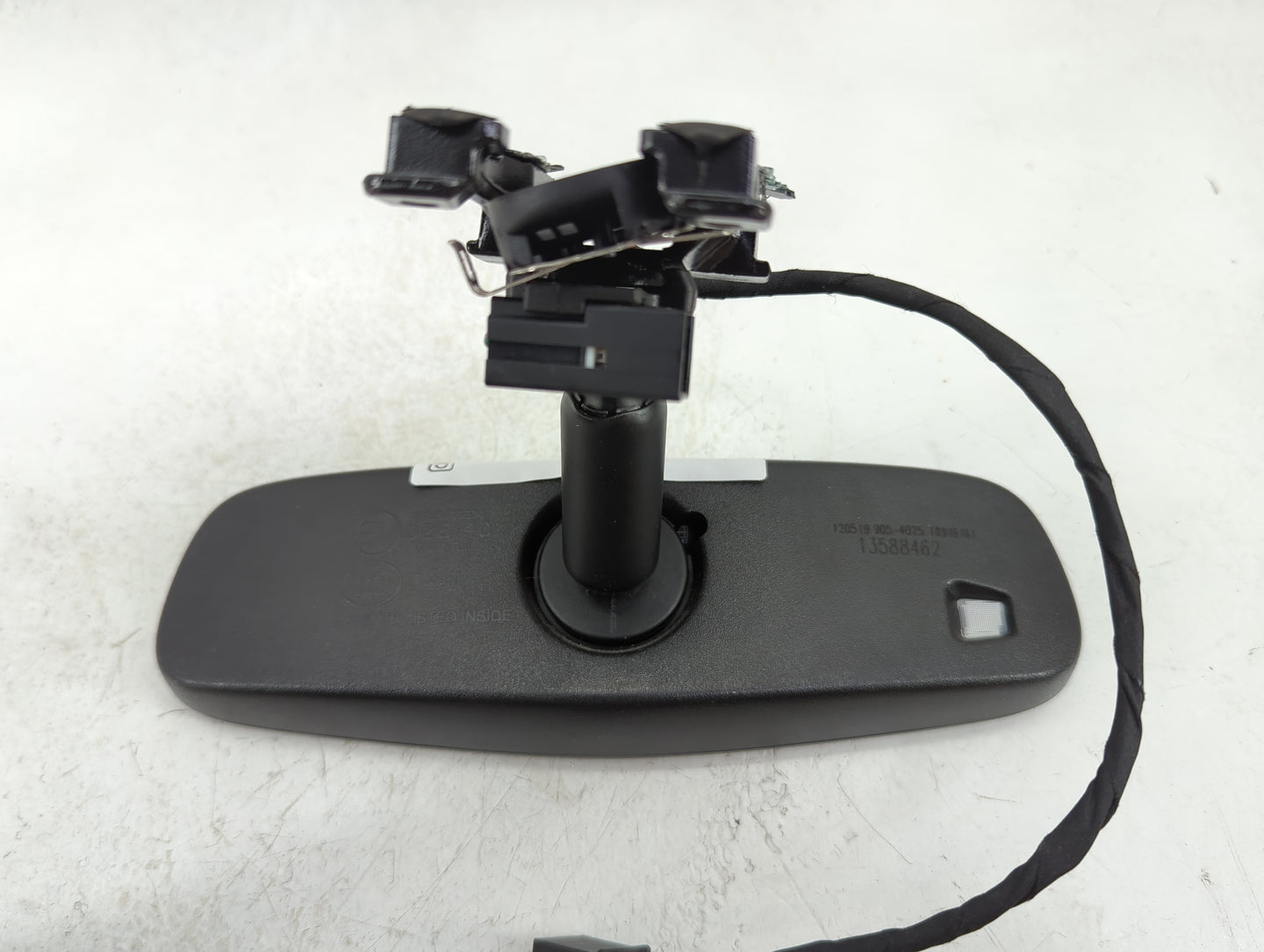 2020 Gmc Terrain Interior Rear View Mirror Replacement OEM P/N:GNTX-691 Fits Fits 2017 2018 2019 2021 2022 OEM Used Auto Par