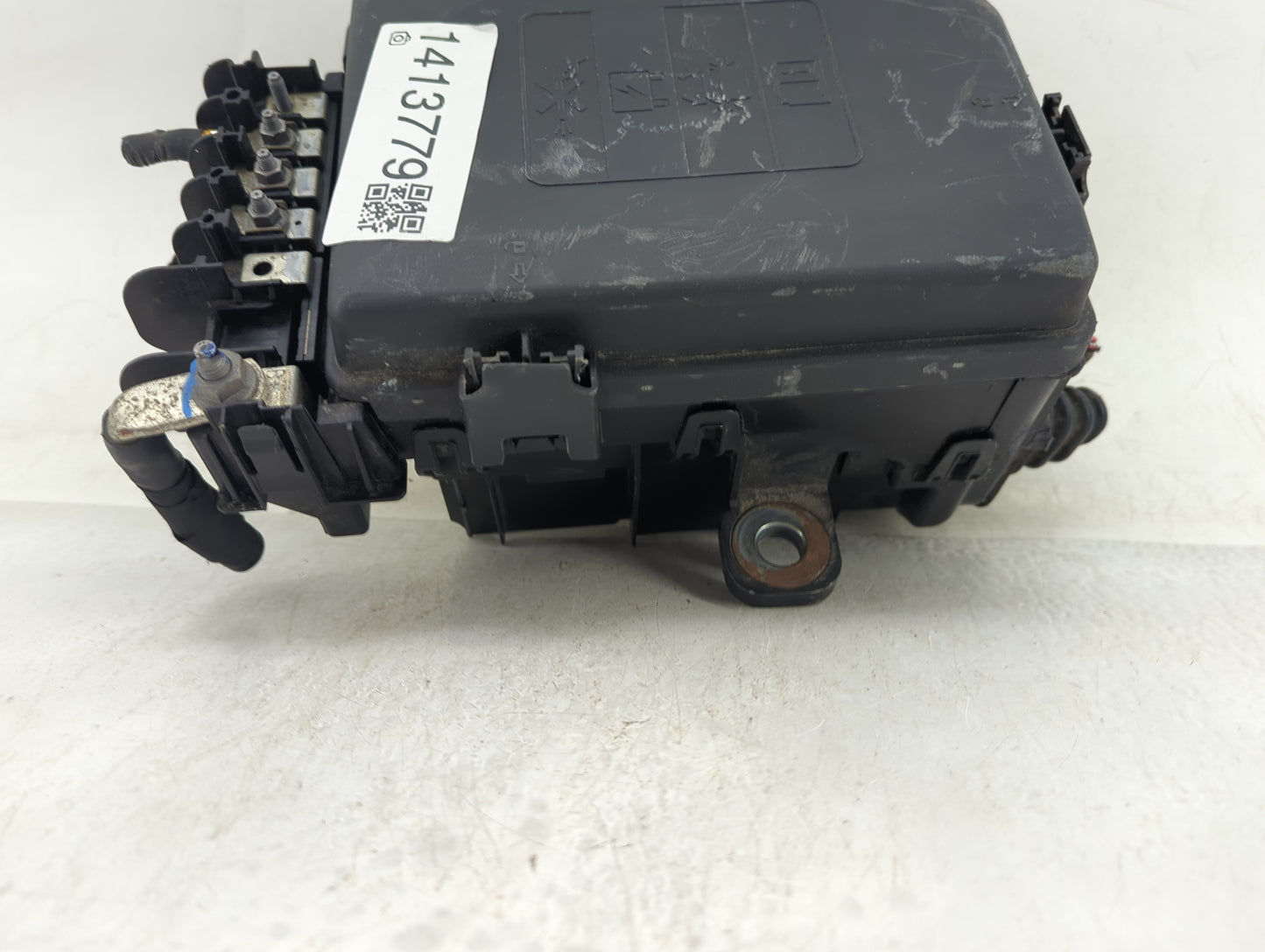 2018-2021 Gmc Terrain Fusebox Fuse Box Panel Relay Module Fits Fits 2018 2019 2020 2021 2022 OEM Used Auto Parts - Oemusedau