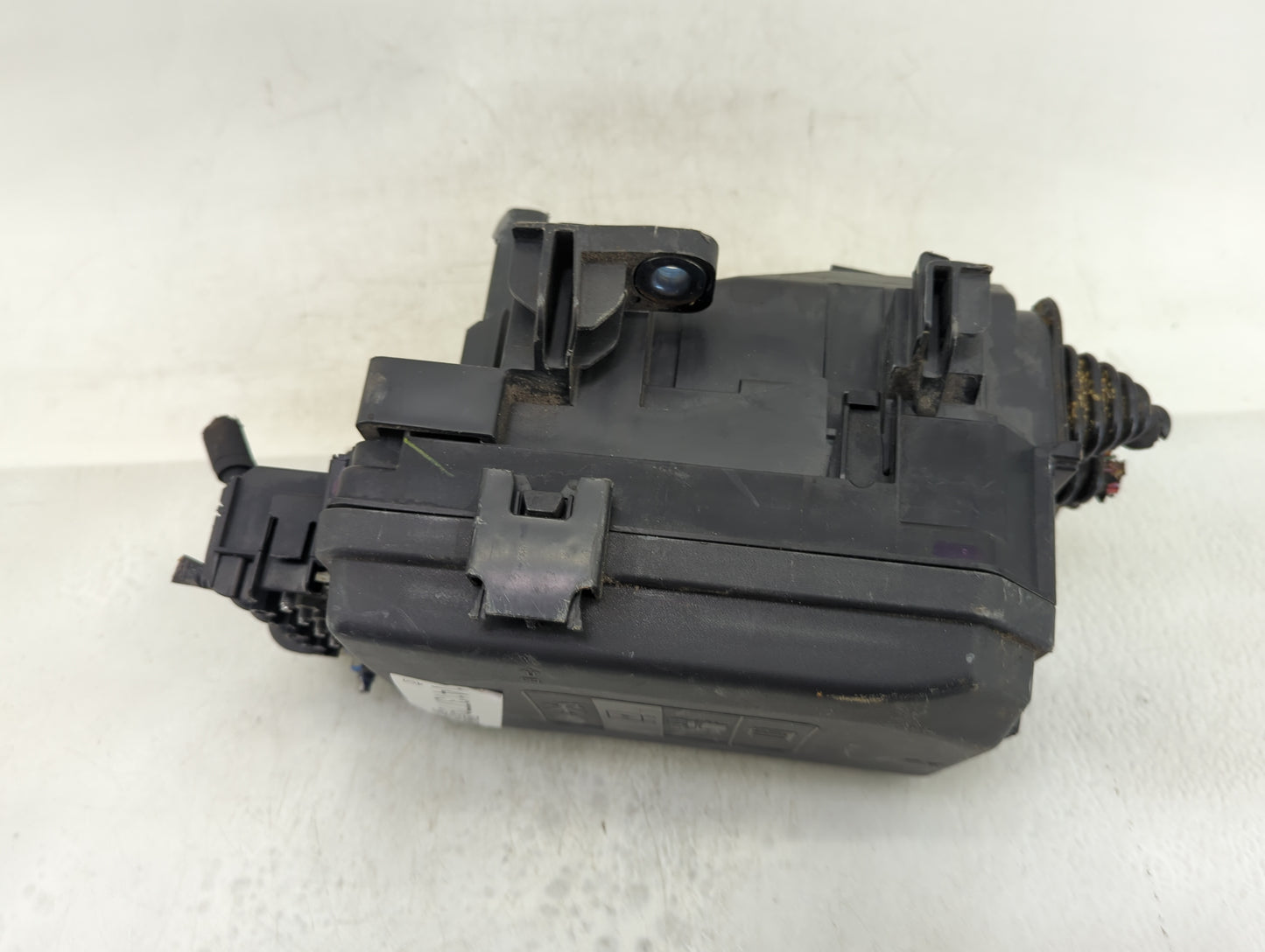 2018-2021 Gmc Terrain Fusebox Fuse Box Panel Relay Module Fits Fits 2018 2019 2020 2021 2022 OEM Used Auto Parts - Oemusedau