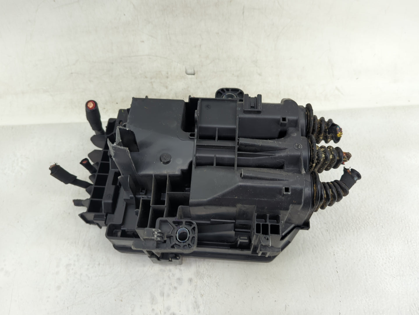 2018-2021 Gmc Terrain Fusebox Fuse Box Panel Relay Module Fits Fits 2018 2019 2020 2021 2022 OEM Used Auto Parts - Oemusedau
