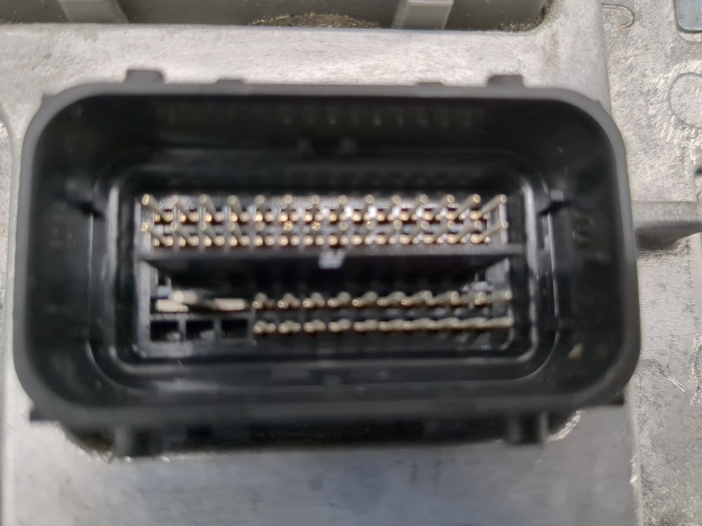 2020-2022 Gmc Terrain PCM Engine Control Computer ECU ECM PCU OEM P/N:12702989 Fits Fits 2020 2021 2022 OEM Used Auto Parts 