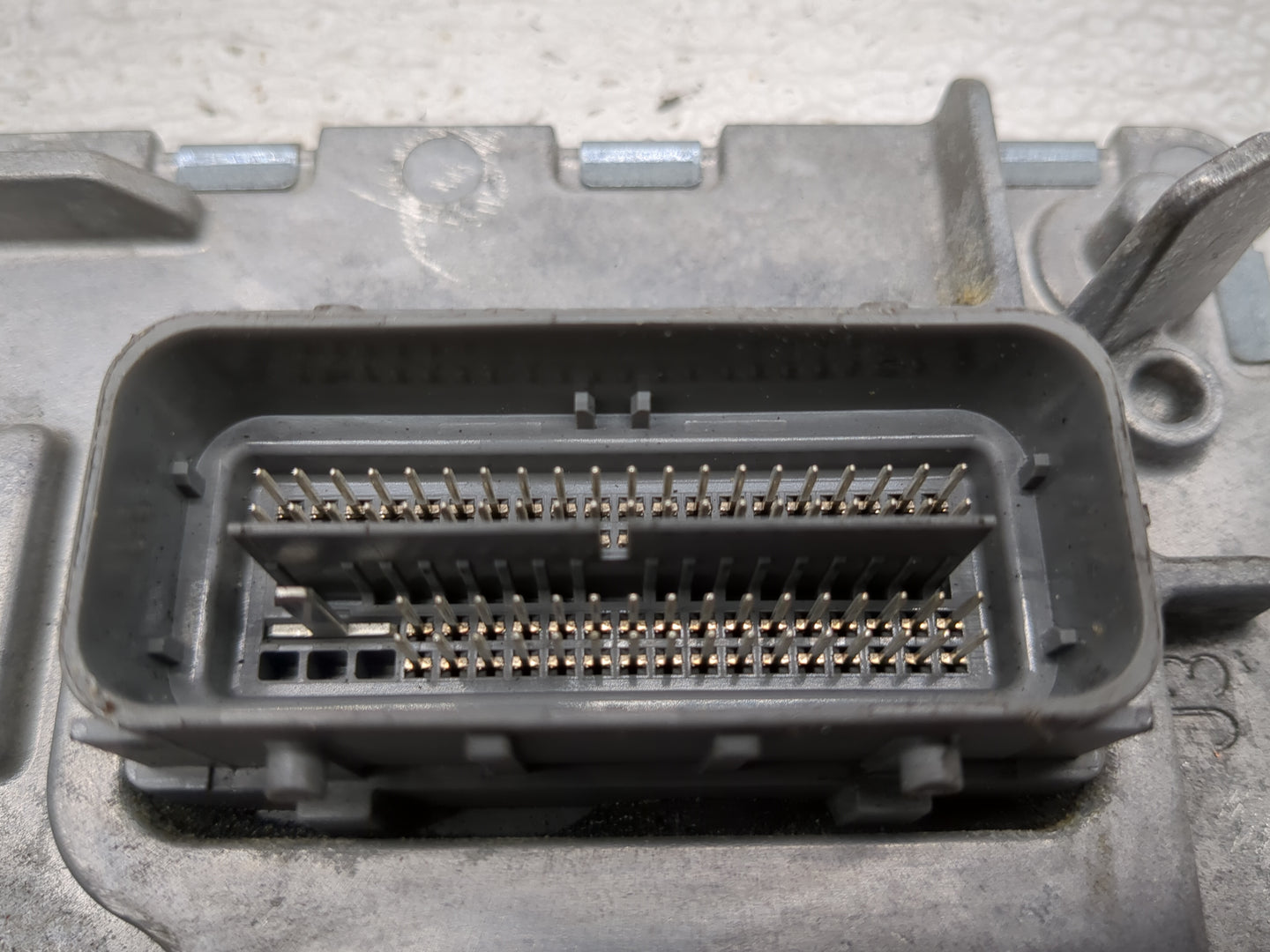 2020-2022 Gmc Terrain PCM Engine Control Computer ECU ECM PCU OEM P/N:12702989 Fits Fits 2020 2021 2022 OEM Used Auto Parts 