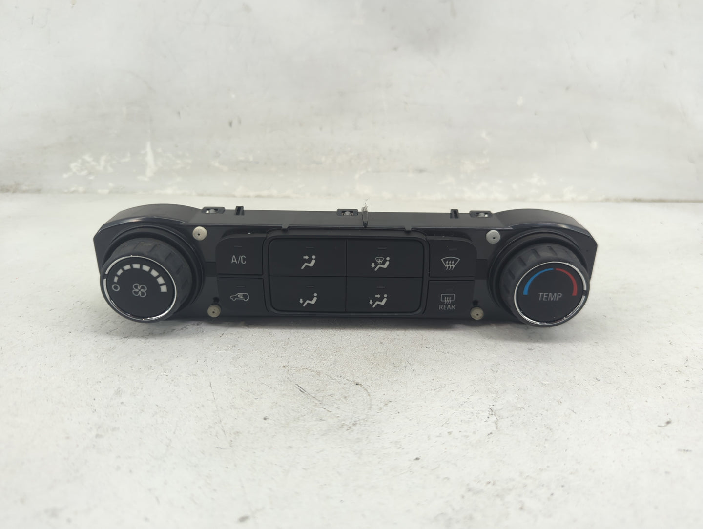 2020 Gmc Terrain Climate Control Module Temperature AC/Heater Replacement P/N:84296135 7370200000000X Fits OEM Used Auto Par