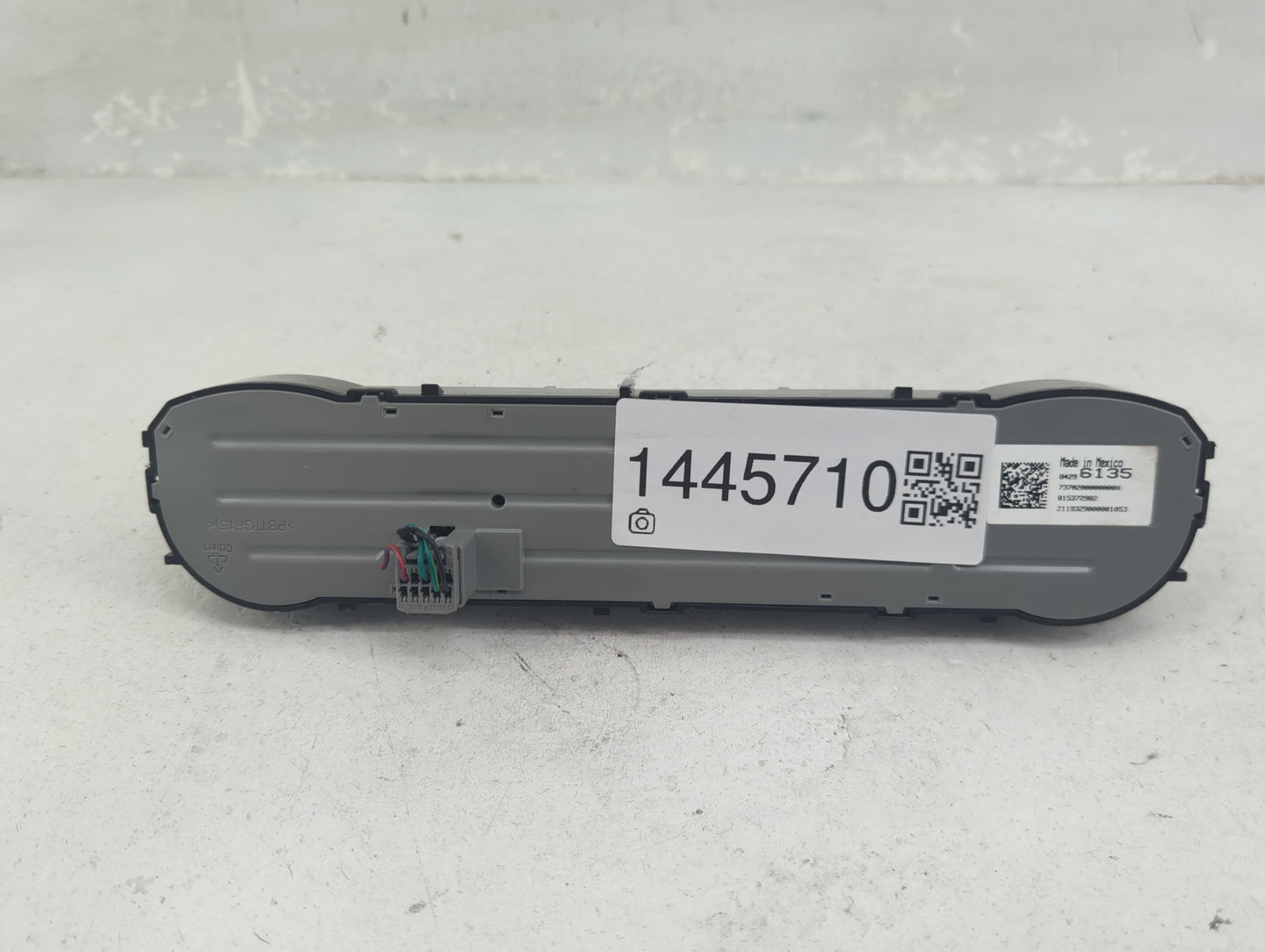2020 Gmc Terrain Climate Control Module Temperature AC/Heater Replacement P/N:84296135 7370200000000X Fits OEM Used Auto Par