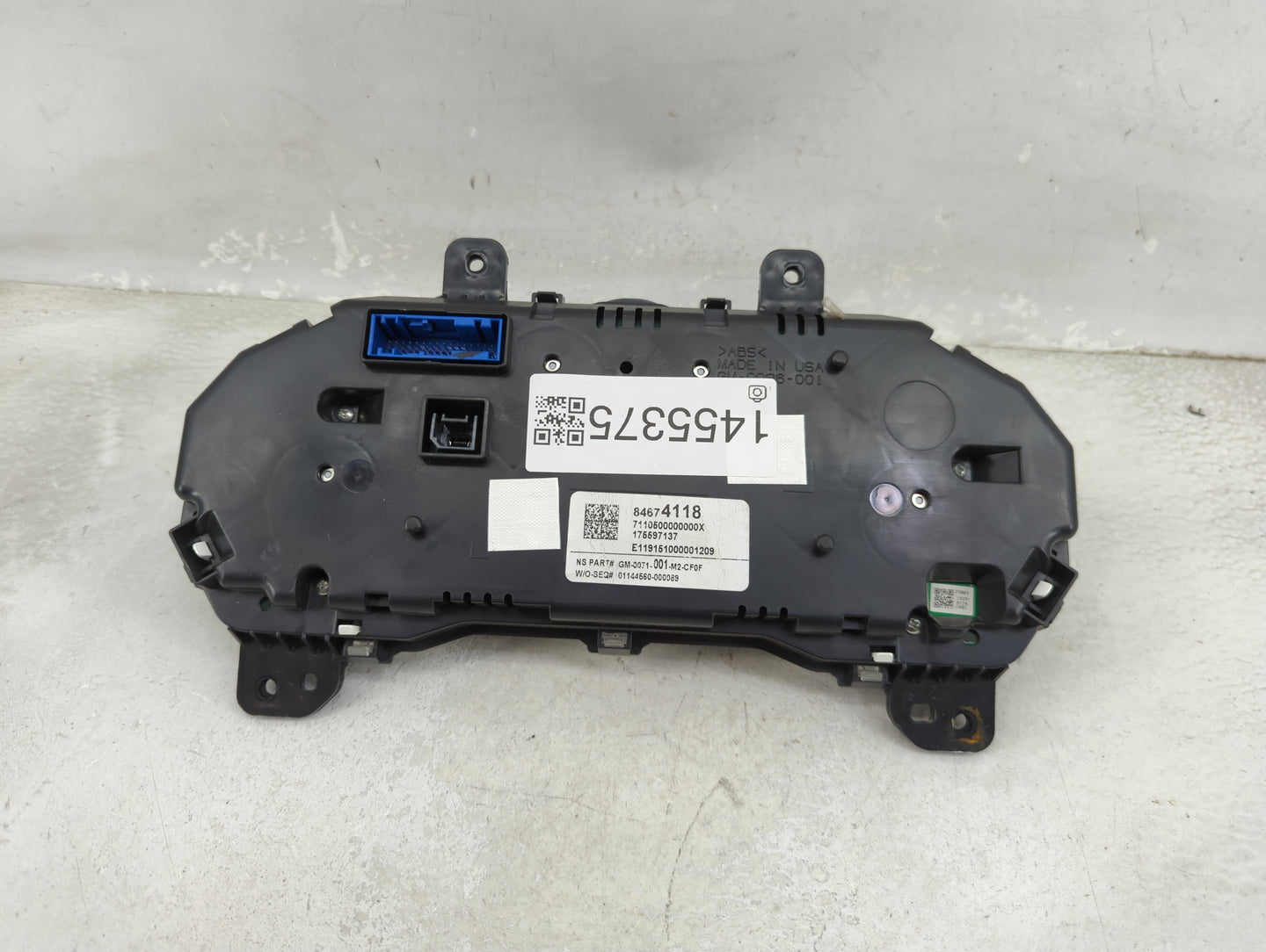 2020-2021 Gmc Terrain Instrument Cluster Speedometer Gauges P/N:84674118 Miles: Fits Fits 2020 2021 OEM Used Auto Parts - Oe