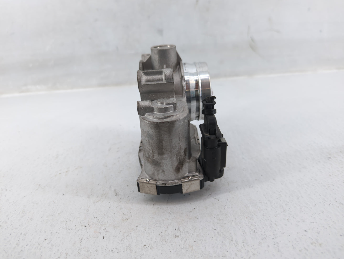 2018-2022 Gmc Terrain Throttle Body Fits Fits 2016 2017 2018 2019 2020 2021 2022 OEM Used Auto Parts - Oemusedautoparts1.com