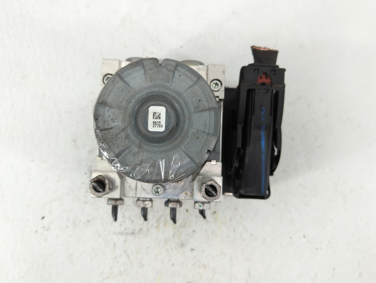 2018-2021 Gmc Terrain ABS Pump Control Module Replacement P/N:84715330 Fits Fits 2018 2019 2020 2021 OEM Used Auto Parts - O