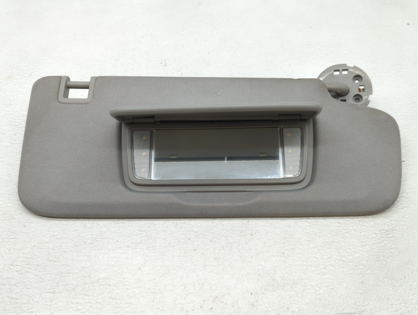 2020 Gmc Terrain Sun Visor Shade Replacement Passenger Right Mirror Fits OEM Used Auto Parts - Oemusedautoparts1.com