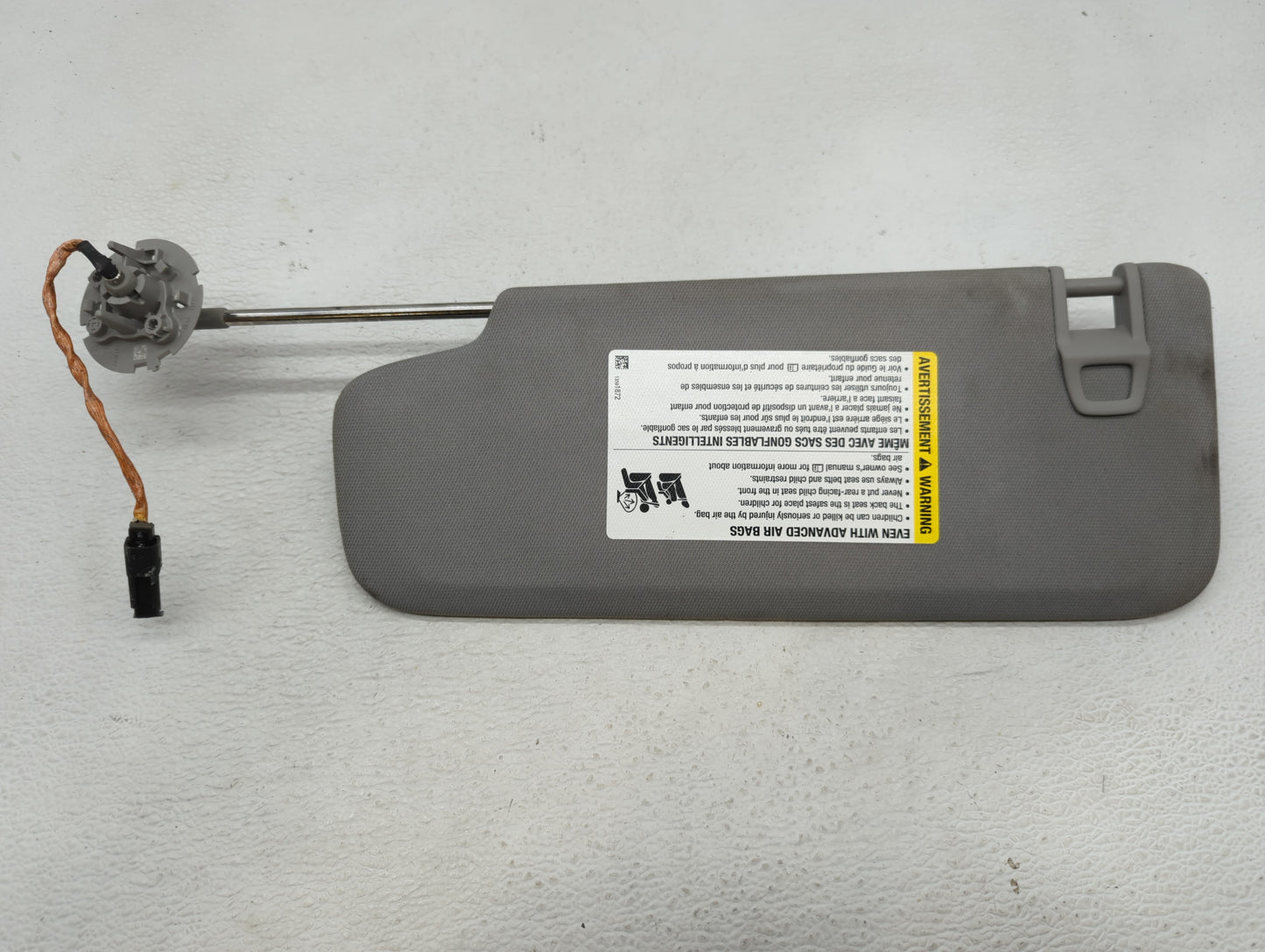 2020 Gmc Terrain Sun Visor Shade Replacement Passenger Right Mirror Fits OEM Used Auto Parts - Oemusedautoparts1.com