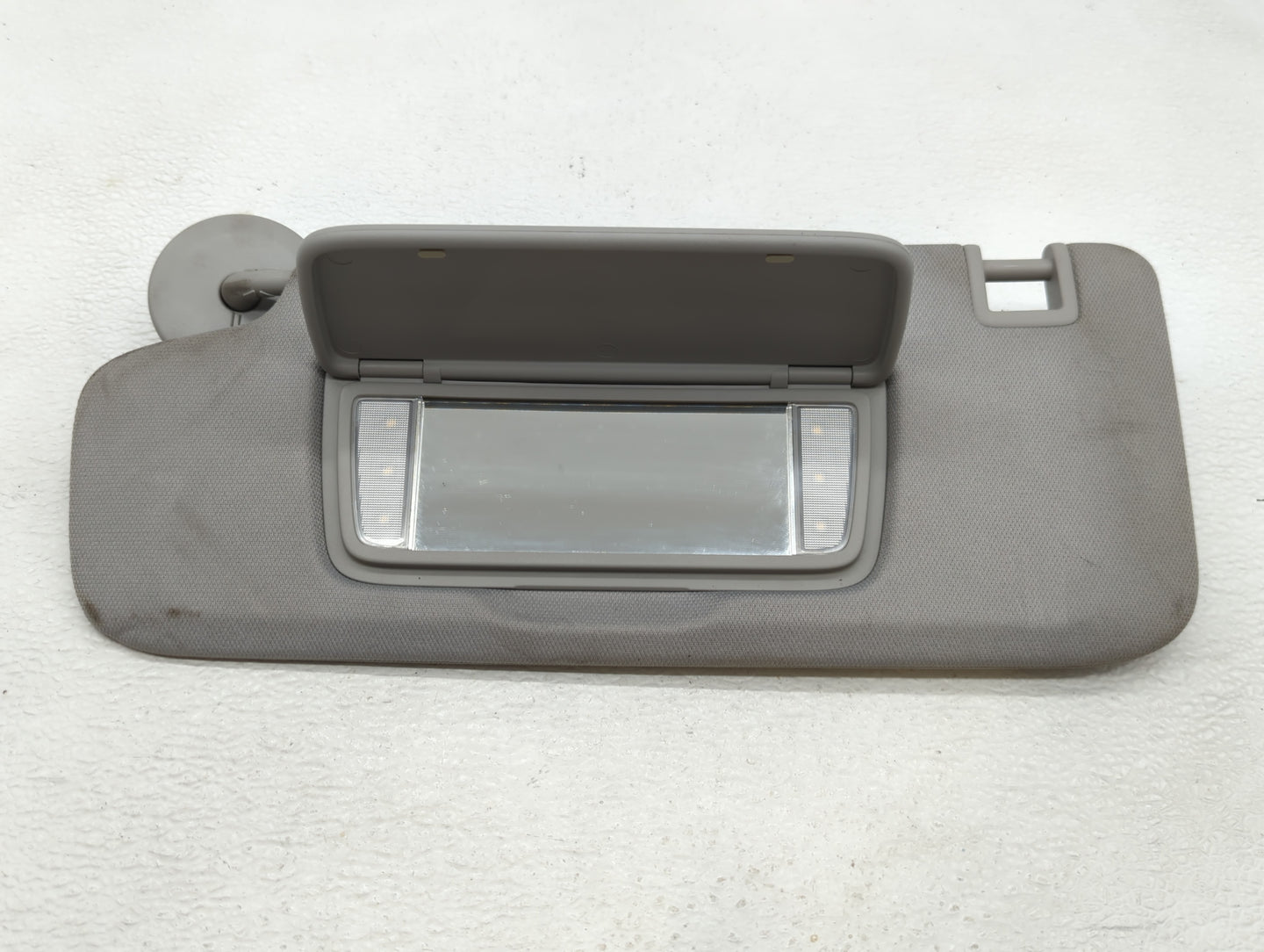 2020 Gmc Terrain Sun Visor Shade Replacement Driver Left Mirror Fits OEM Used Auto Parts - Oemusedautoparts1.com