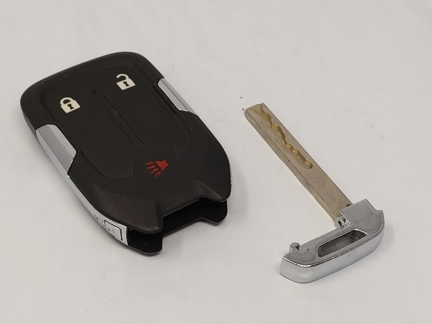 2020 Gmc Terrain Keyless Entry Remote Hyq1aa 13597388 B 3 Buttons - Oemusedautoparts1.com