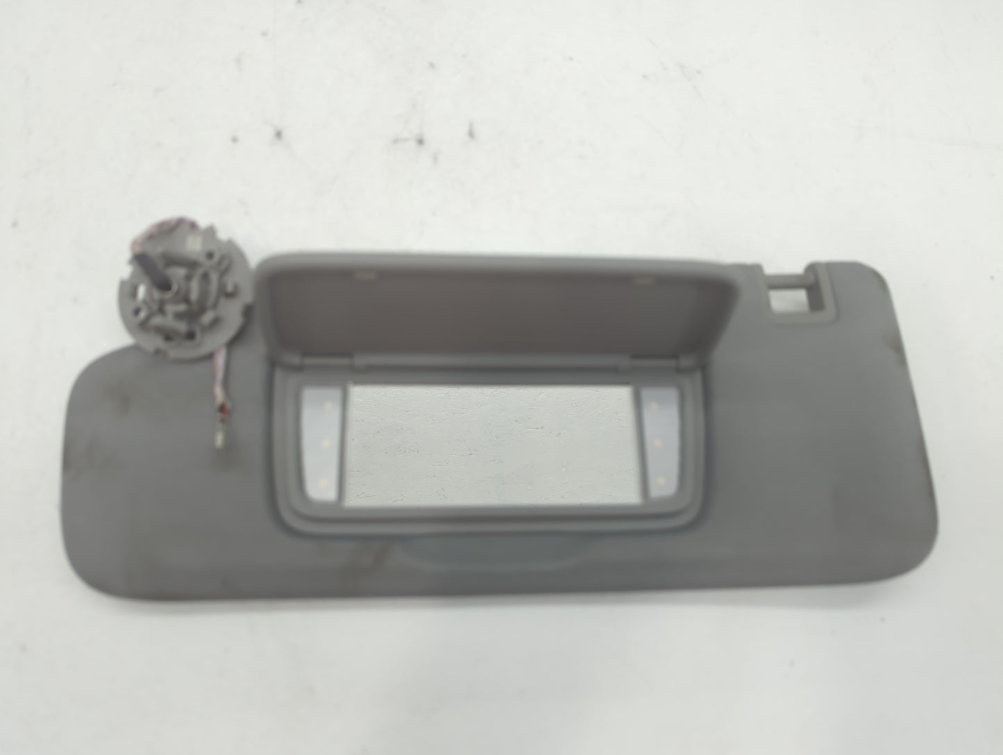 2020 Gmc Terrain Sun Visor Shade Replacement Driver Left Mirror Fits OEM Used Auto Parts - Oemusedautoparts1.com