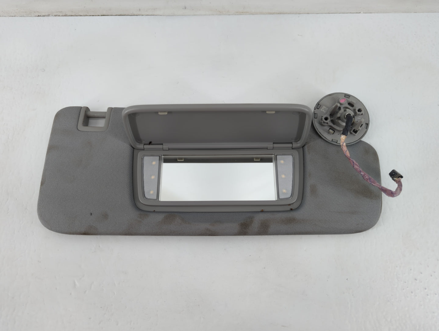 2020 Gmc Terrain Sun Visor Shade Replacement Passenger Right Mirror Fits OEM Used Auto Parts - Oemusedautoparts1.com