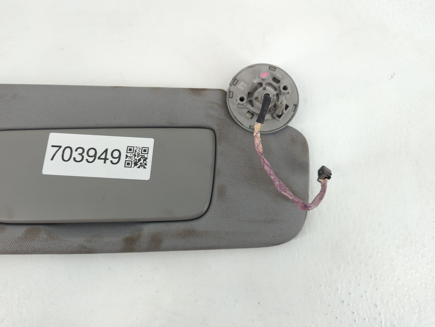 2020 Gmc Terrain Sun Visor Shade Replacement Passenger Right Mirror Fits OEM Used Auto Parts - Oemusedautoparts1.com