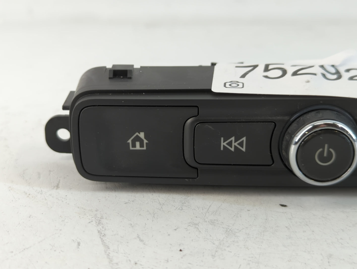 2018-2021 Gmc Terrain Radio AM FM Cd Player Receiver Replacement P/N:84491776 Fits Fits 2018 2019 2020 2021 OEM Used Auto Pa